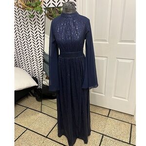 Elegant Navy Blue Evening Gown
